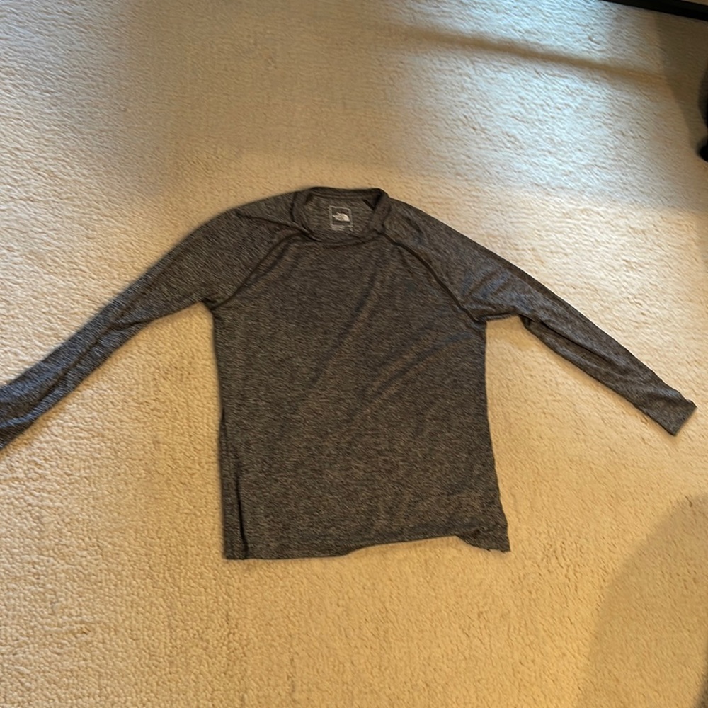 Long Sleeve Gray/White/Black North Face Long Sleeve - Picture 1 of 2